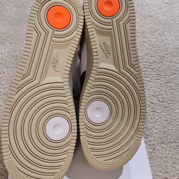 Air Force 1 Mid QS White/Total Orange And Brown - Picture 6 of 7